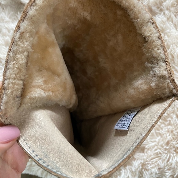 Ugg boots in a great condition - Picture 3 of 3
